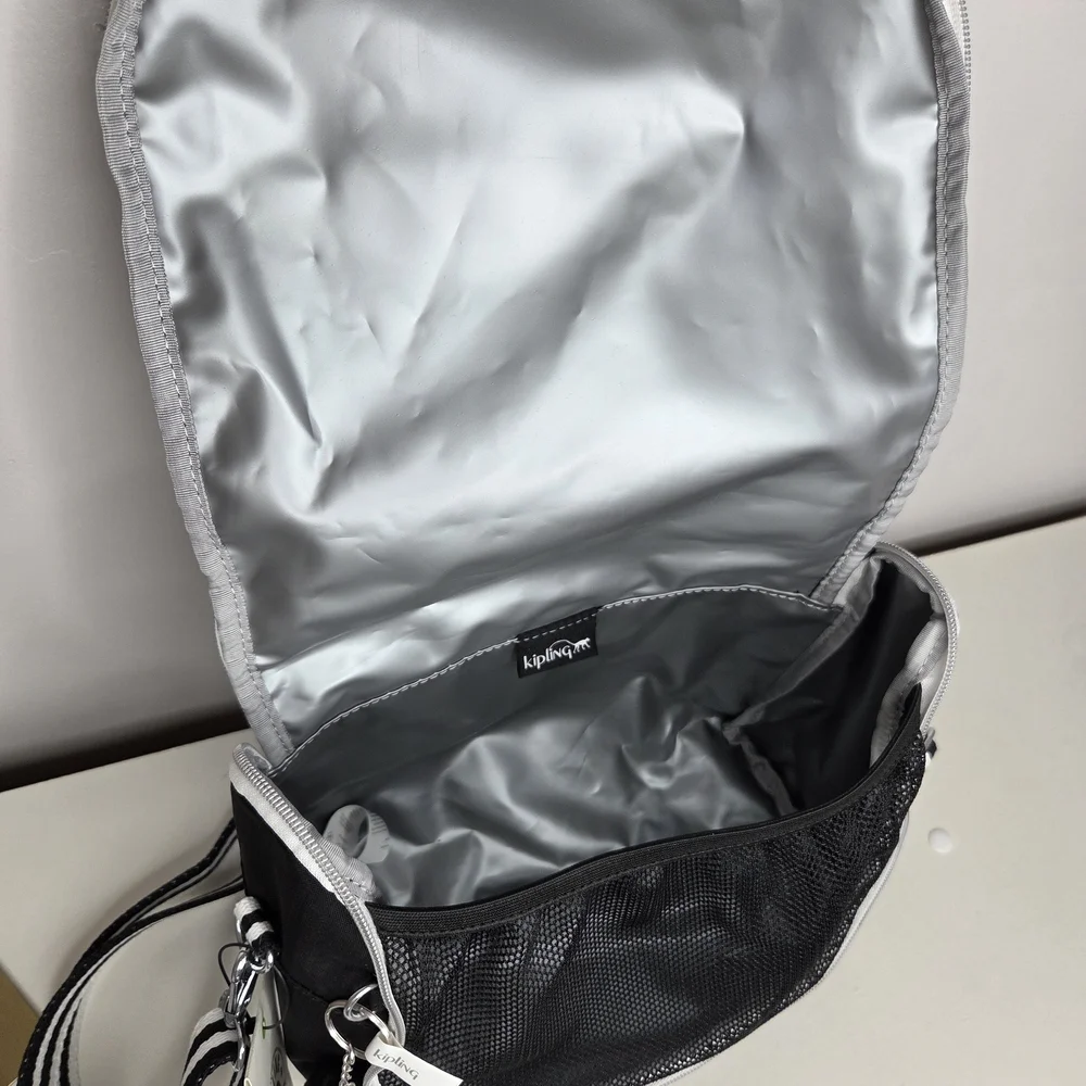 Kipling Kichirou Insulated Lunch Bag Polyamide EVA KI2163 Stars Pop Black NWT - Picture 4 of 8